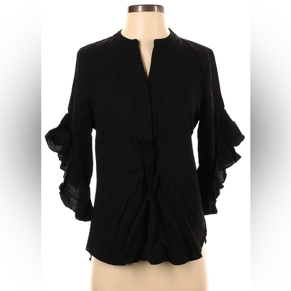 Vince Camuto Tops - Vince Camuto 3/4 ruffle sleeve blouse
